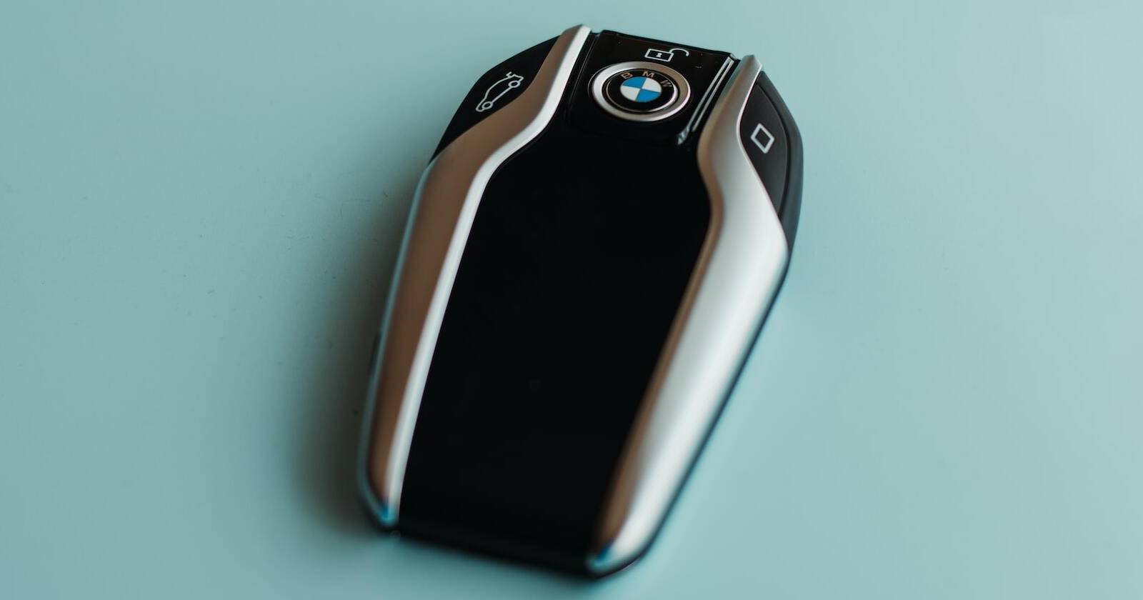 Sensor Key What Is a Car Smart Key and How Does It Work on Your Car?