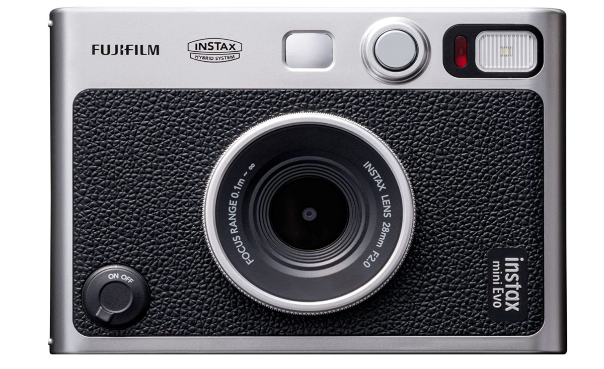 عکس تمام صورت از Fujifilm Instax Mini EVO