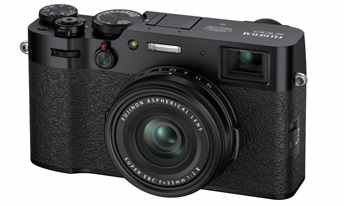 عکسی از چهره یک Fujifilm X100V مشکی