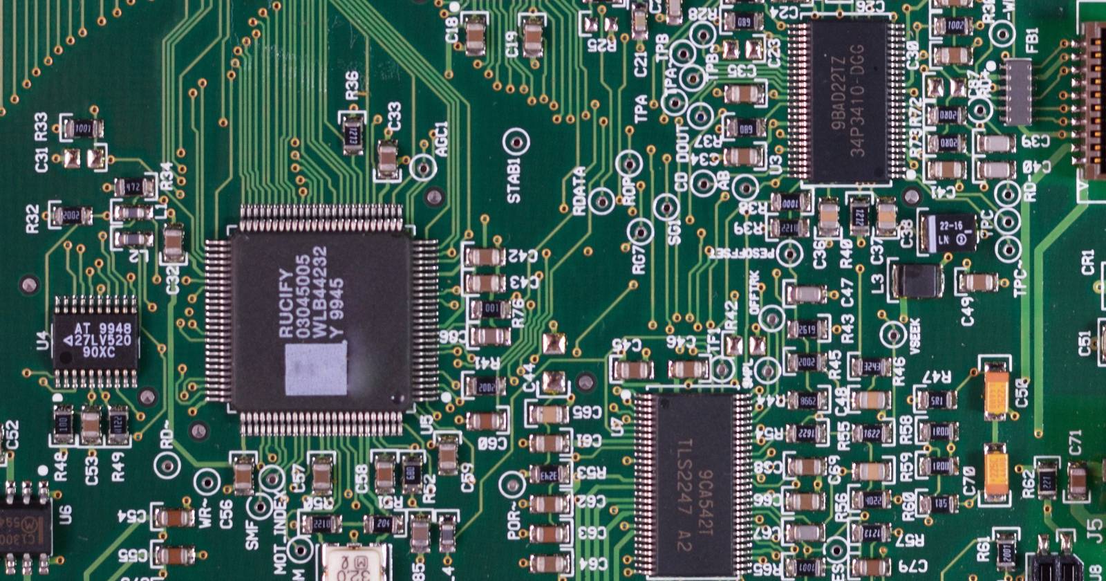 What Is RISC, What Is RISC V, and How Do They Differ?