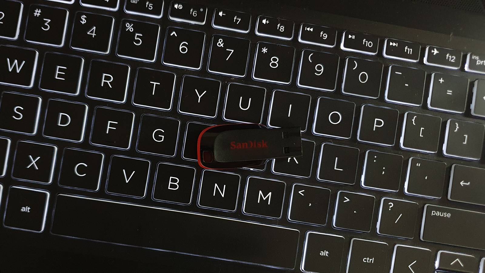 How to Format a USB Drive Into NTFS Format in Windows 11