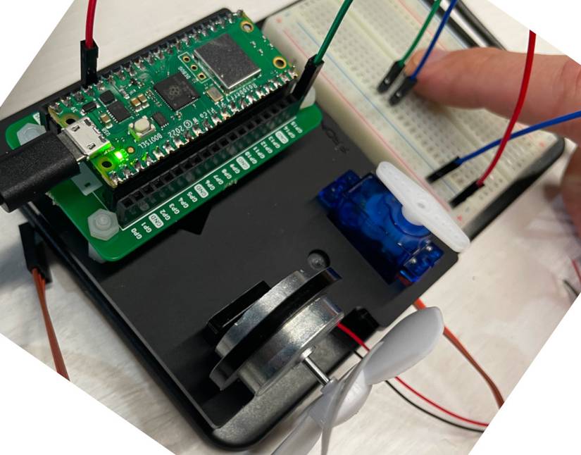 Raspberry Pi Pico Electronics With the Kitronik Inventor's Kit
