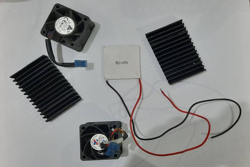 Peltier Module Fridge How to Build a DIY Peltier-Based Mini Refrigerator