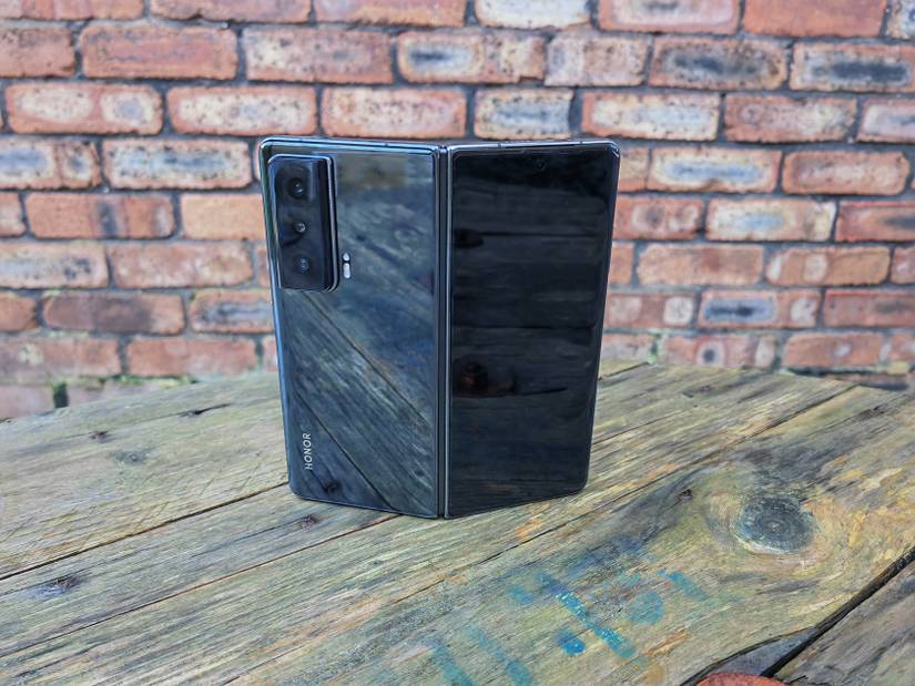 First Look: Honor Debuts New Foldable Smartphone, The Honor Magic Vs