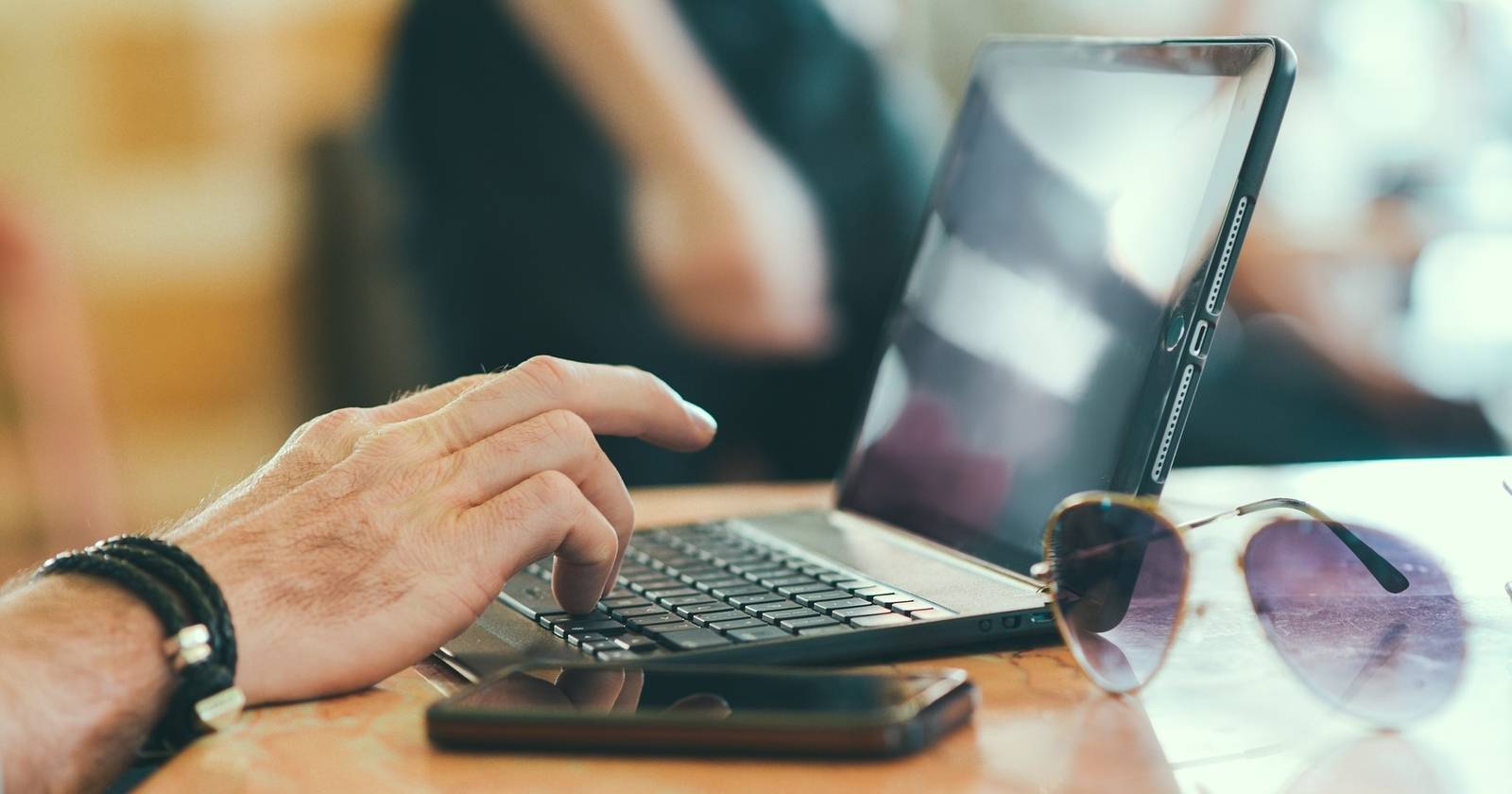 9 Things You Should Never Do Using Public Wi-Fi