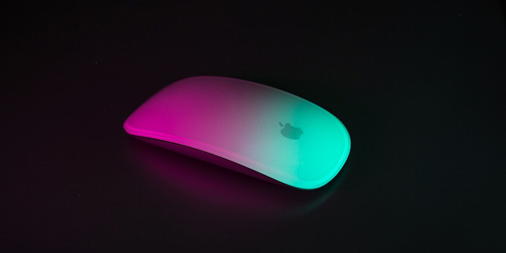 MacBook Pro 本体 + Apple Magic Mouse Magic Mouse (USB‑C) - White Multi-Touch Surface - Apple