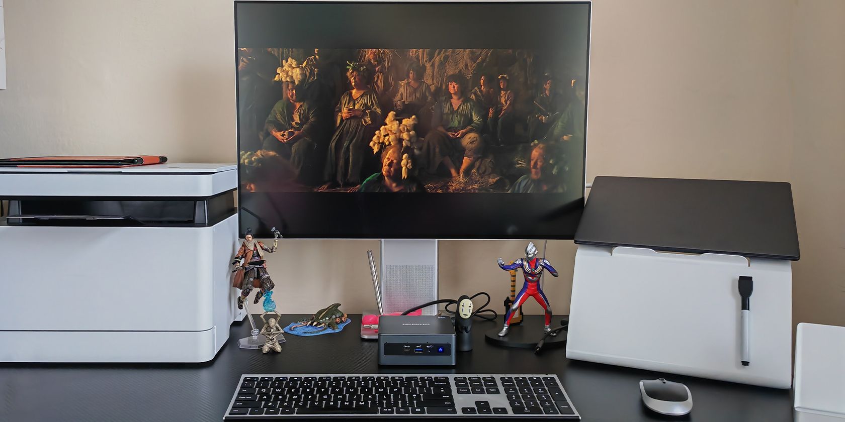 geekom mini it11 pc playing amazon prime video