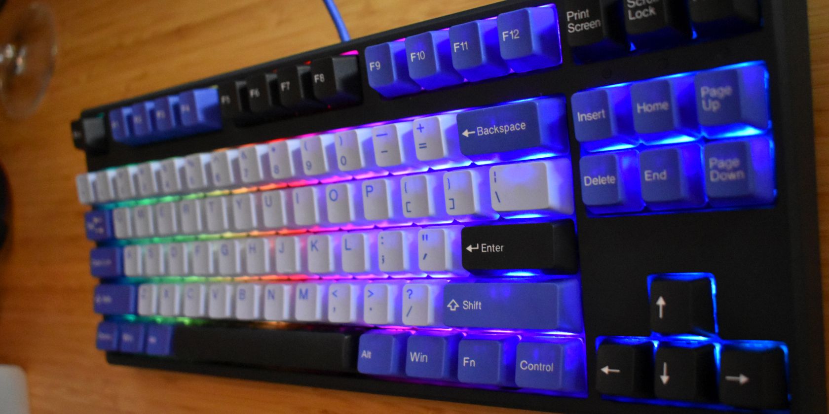 kono discord tkl mechanical keyboard long view side
