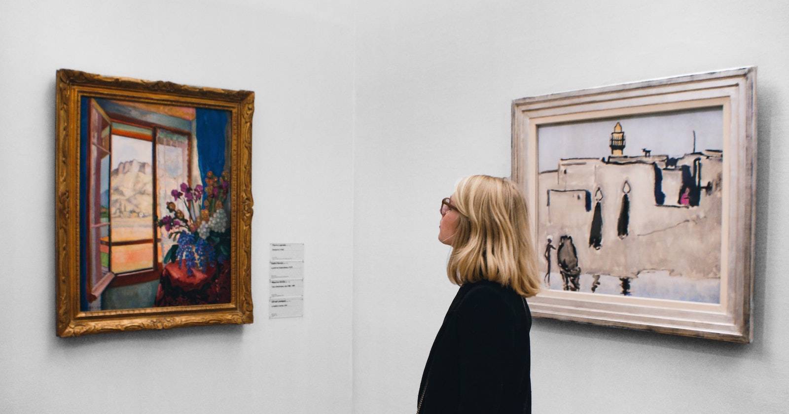 How to Identify an AI-Generated Image: 4 Ways