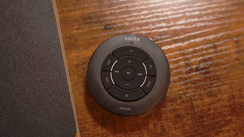 Edifier S360DB: Premium 2.1 Bookshelf Speakers With Excellent Connectivity