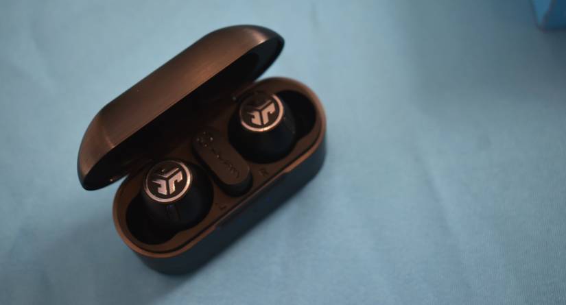 JLabs Launch Absolutely Tiny JBuds Mini Earbuds at CES 2023