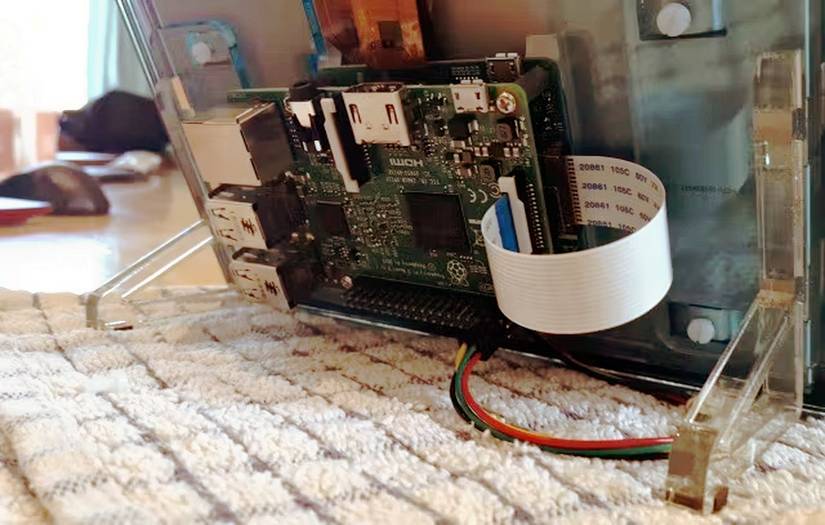 7 Ways to Connect a Raspberry Pi to a TV, Display, or Monitor