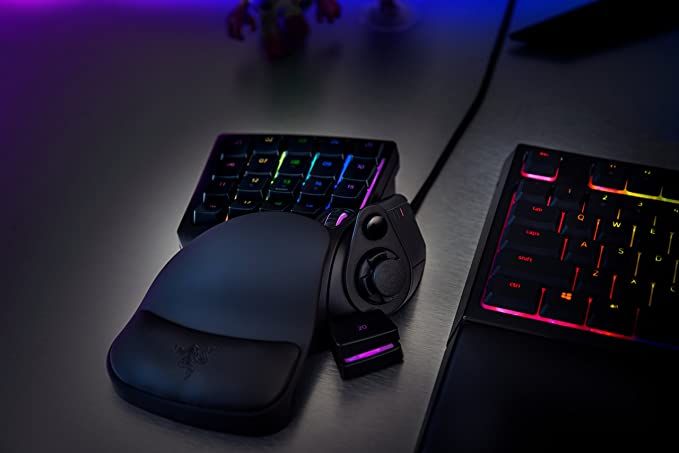 میز تحریر Razer Tartarus V2