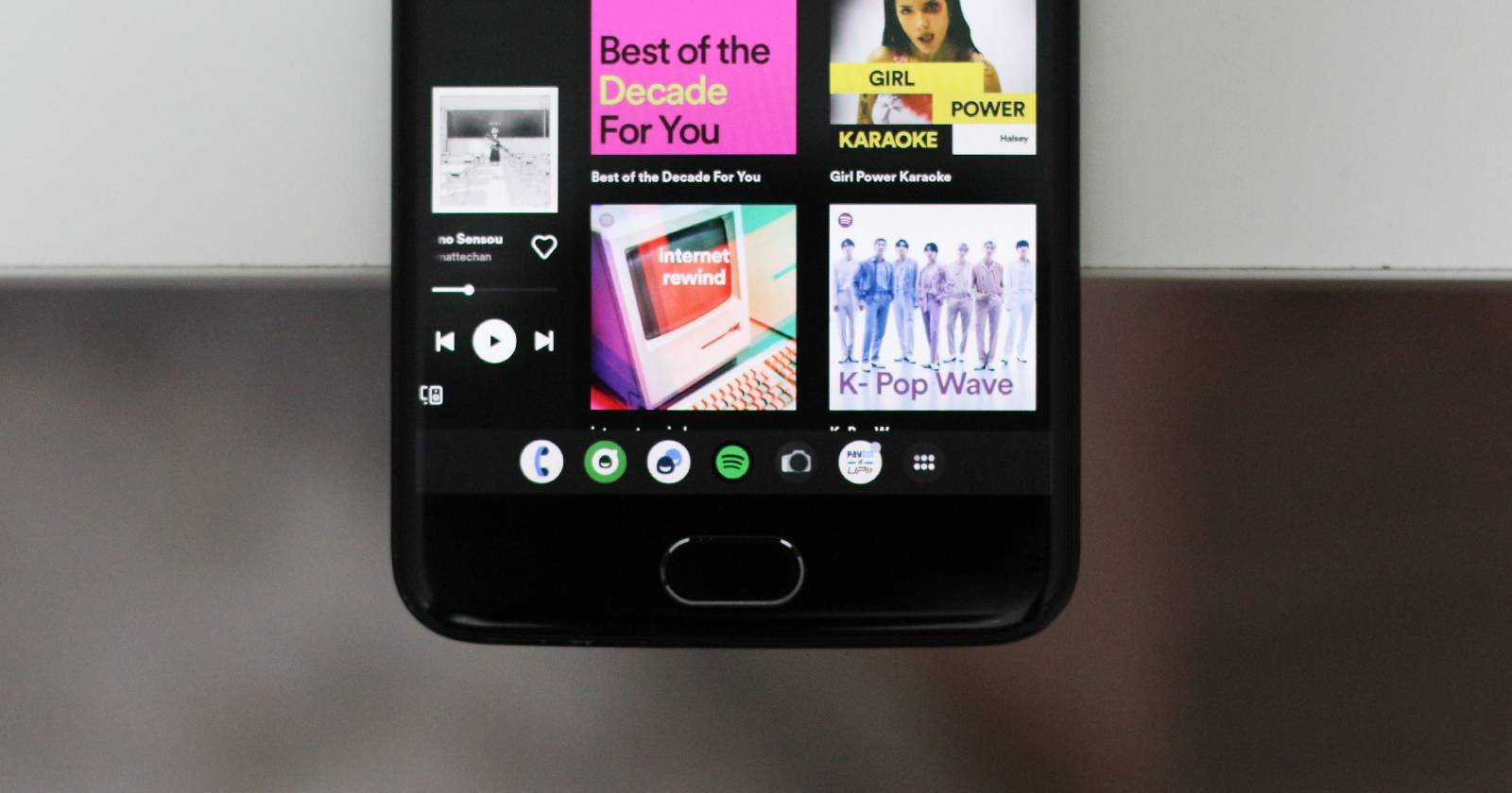 Use This Trick to Get the Android Tablet Taskbar on Your Phone