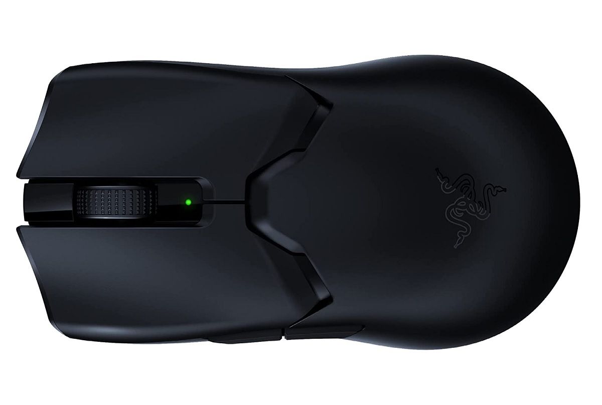 یک موس بازی مشکی رنگی Viper Razer v2