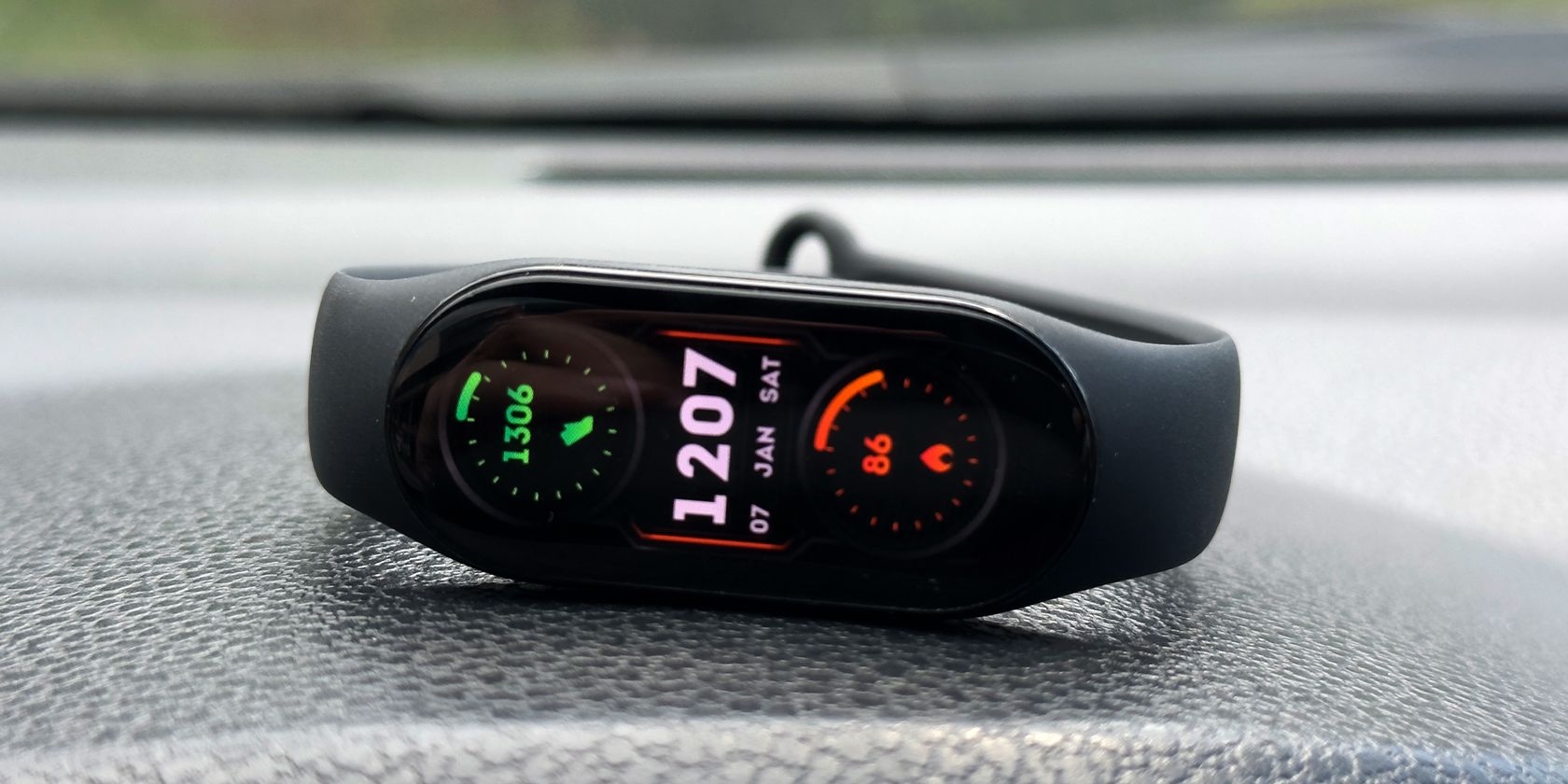 Xiaomi Smart Band 7 review - Good fitness band with wasted potential &  uncertainties -  Reviews