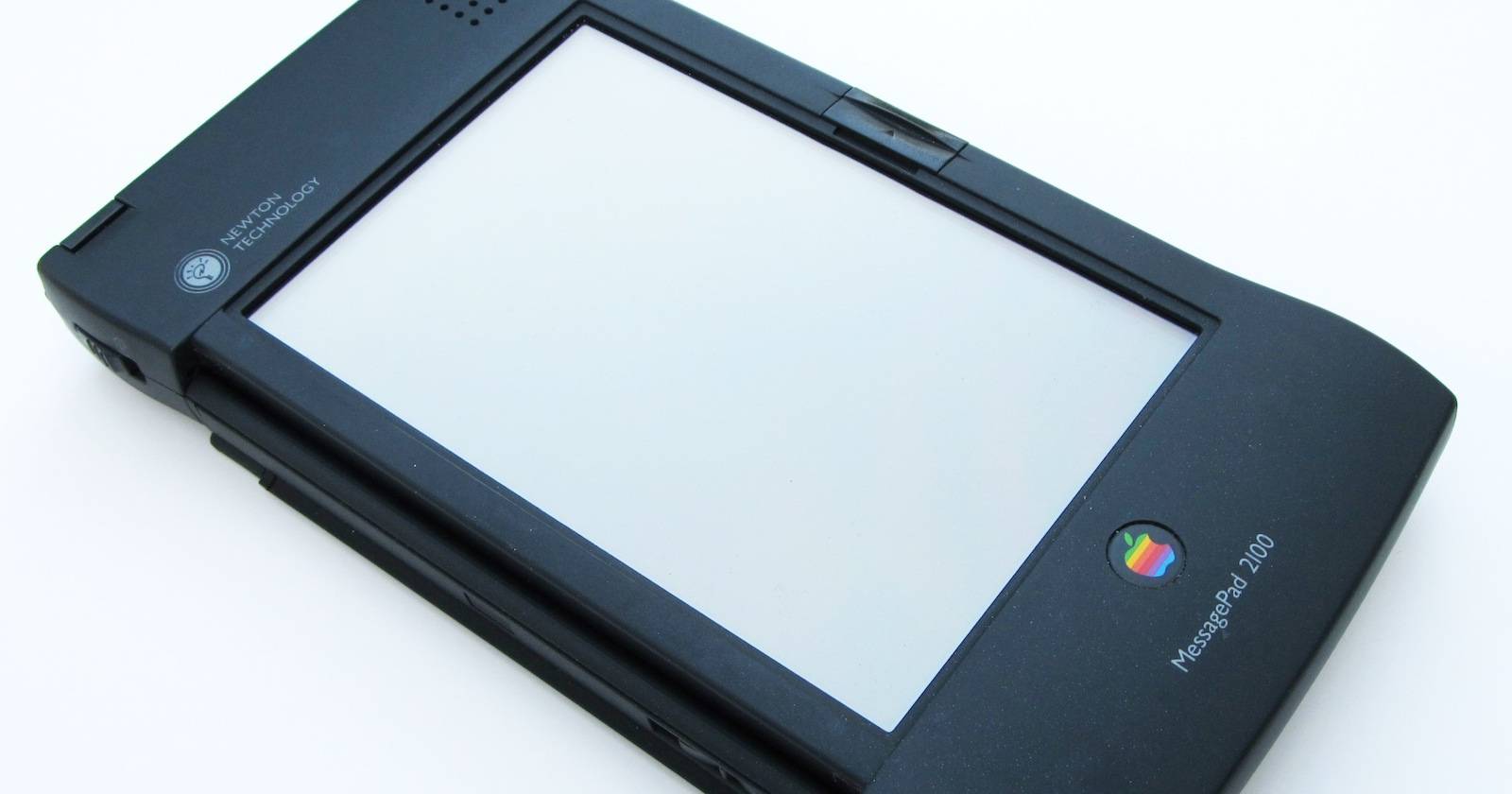 Apple Discontinued the Newton 25 Years Ago: Here