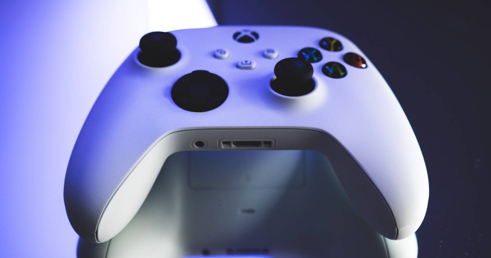 How to Universally Turn Off Controller Vibration on Your Xbox Series X|S How to Universally Turn Off Controller Vibration on Your Xbox Series X|S