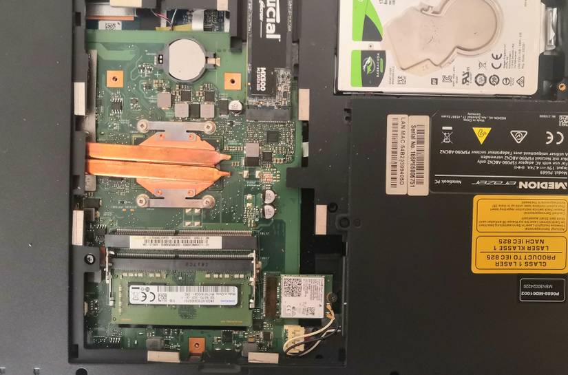 How to Replace Your Laptop’s Wi-Fi Adapter