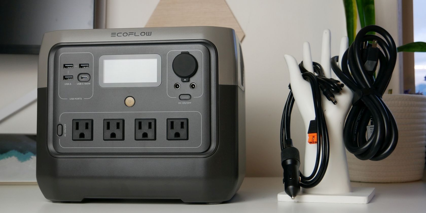 新品未使用　ECOFLOW 2 PRO RIVER 2 Pro Portable Power Station with 768Wh Capacity