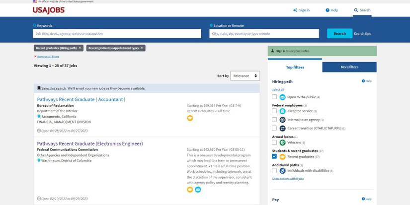 7 Job Sites for Students and Recent Graduates Looking for Entry-Level Jobs