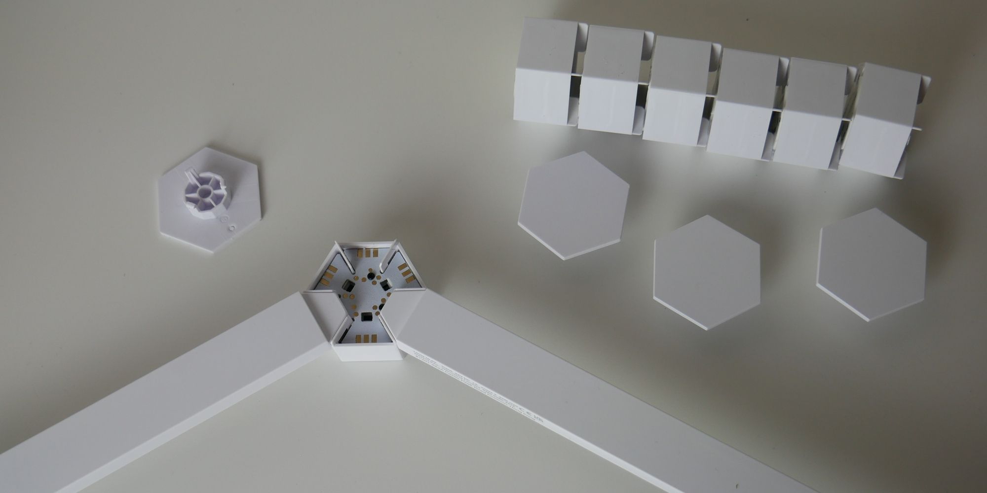قطعات کیت هوشمند Nanoleaf Lines