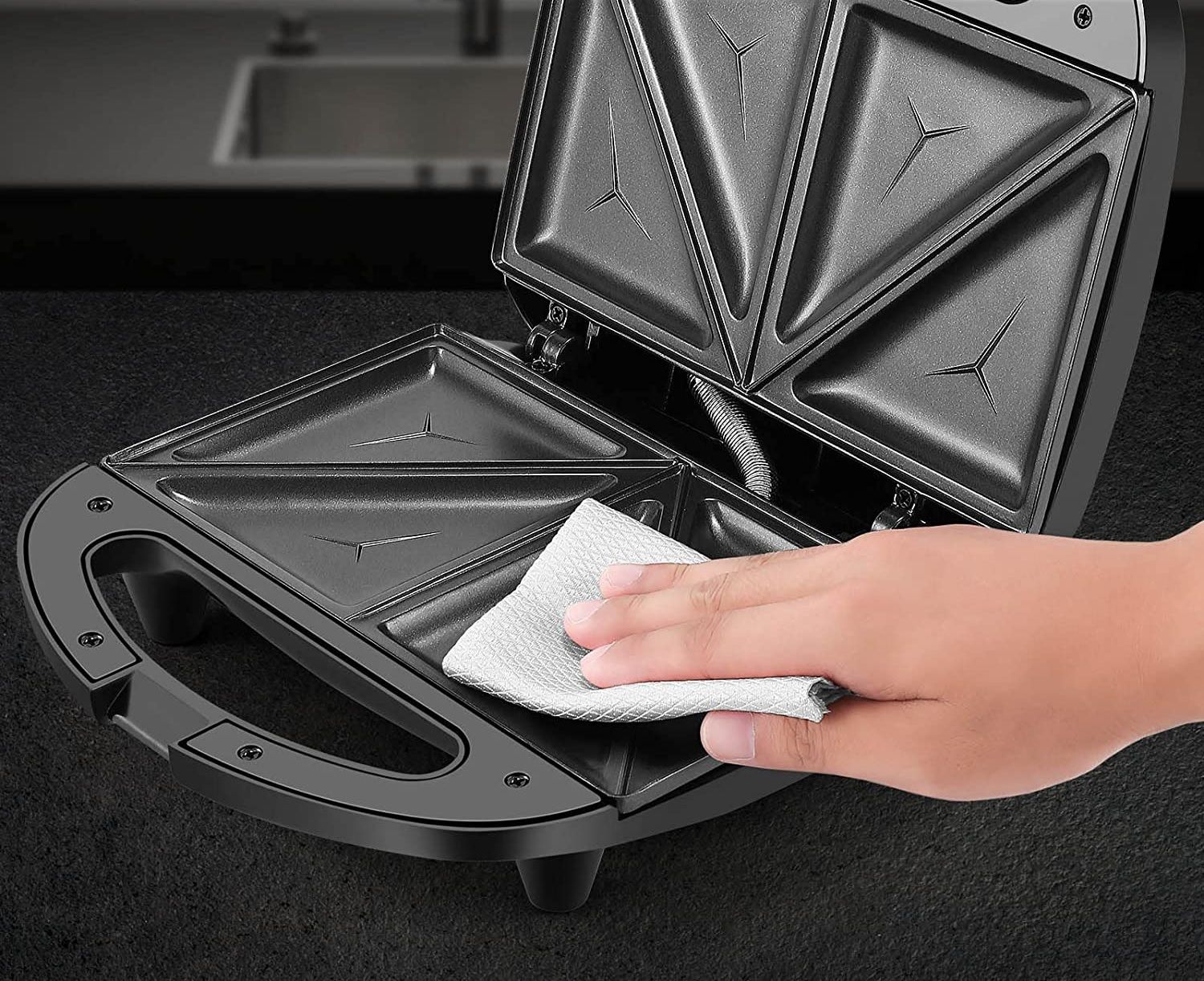 the ostba sandwich maker features easy cleanup