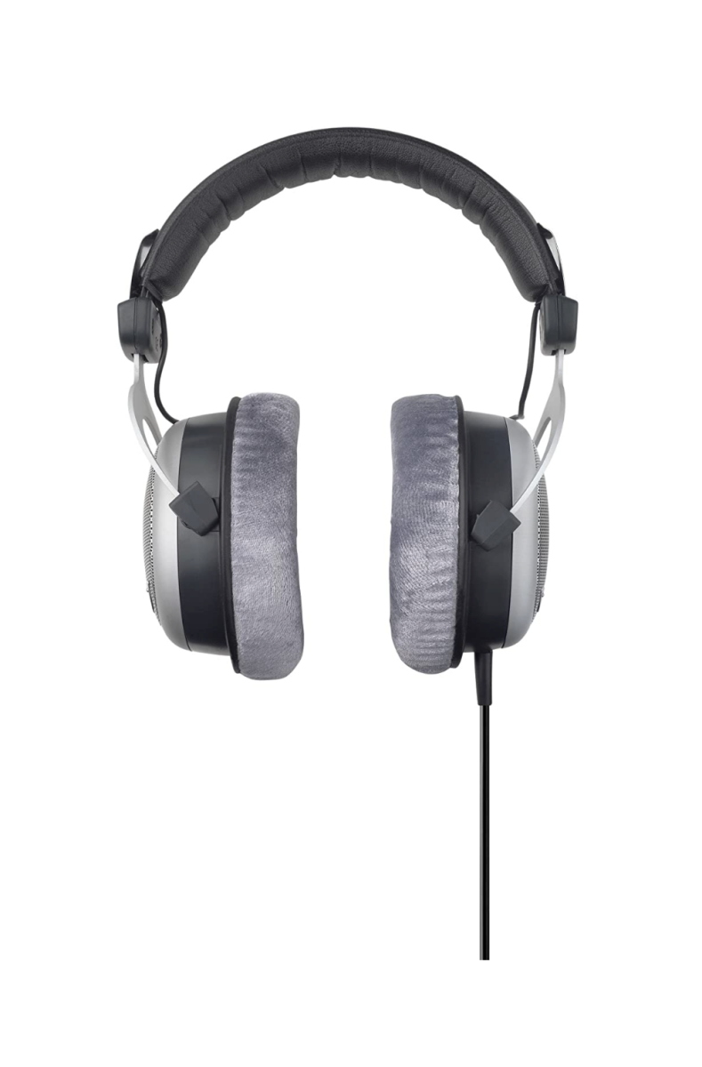 A face view of the Beyerdynamic DT 880 Premium Edition headphones