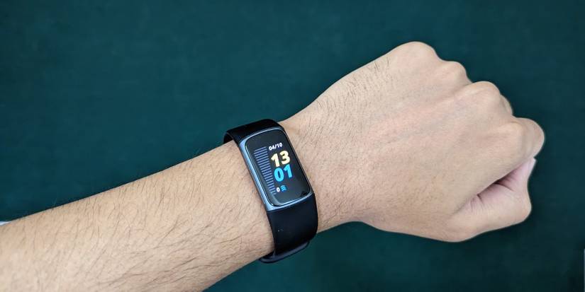 Which Fitbit Models Have Always-On Displays?