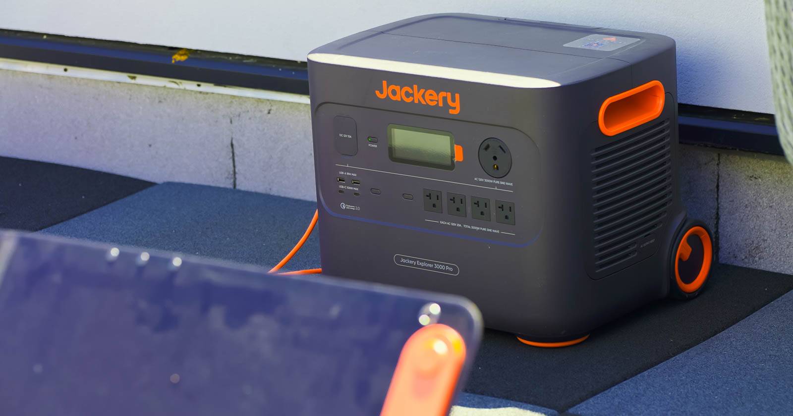 Jackery\u0020Solar\u0020Generator\u00203000\u0020Pro\u003A\u0020Bigger,\u0020More\u0020Portable,\u0020and\u0020Faster\u0020Charging