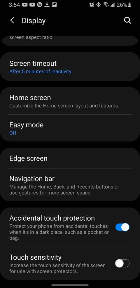 Android Three Buttons Three-Button vs. Gesture Navigation on Android: Which One Is Better?