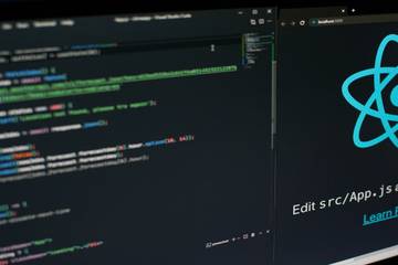 React code in a code editor