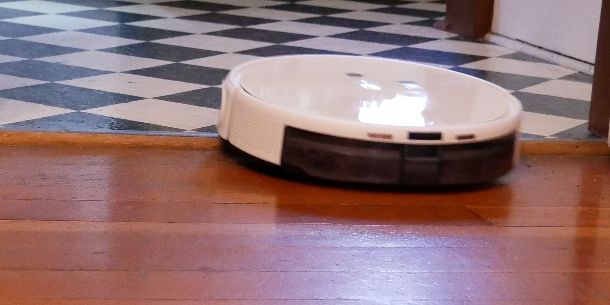 Yeedi Mop Station Pro Robot Vacuum Review