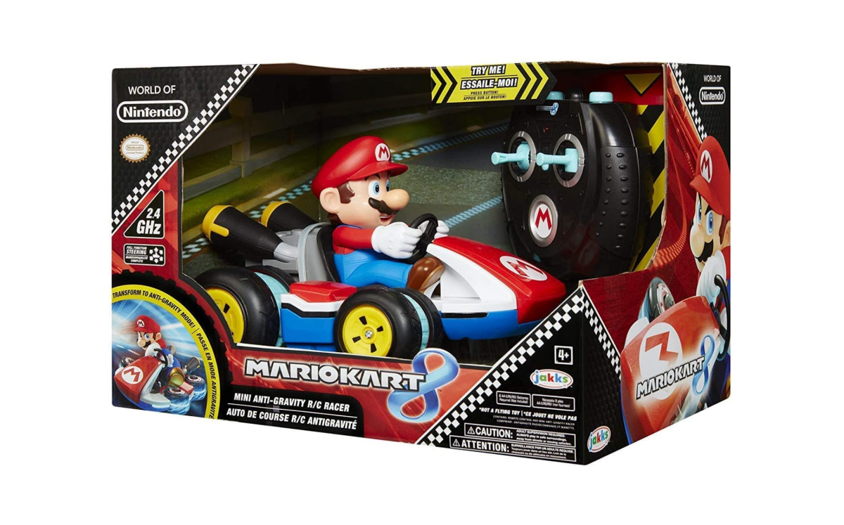 یک Super Mario Kart 8 Anti-Gravity Mini RC Racer در بسته بندی خود