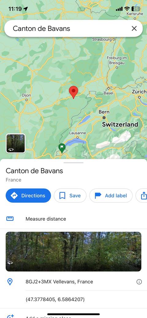 Dropping a pin in Google Maps on iOS