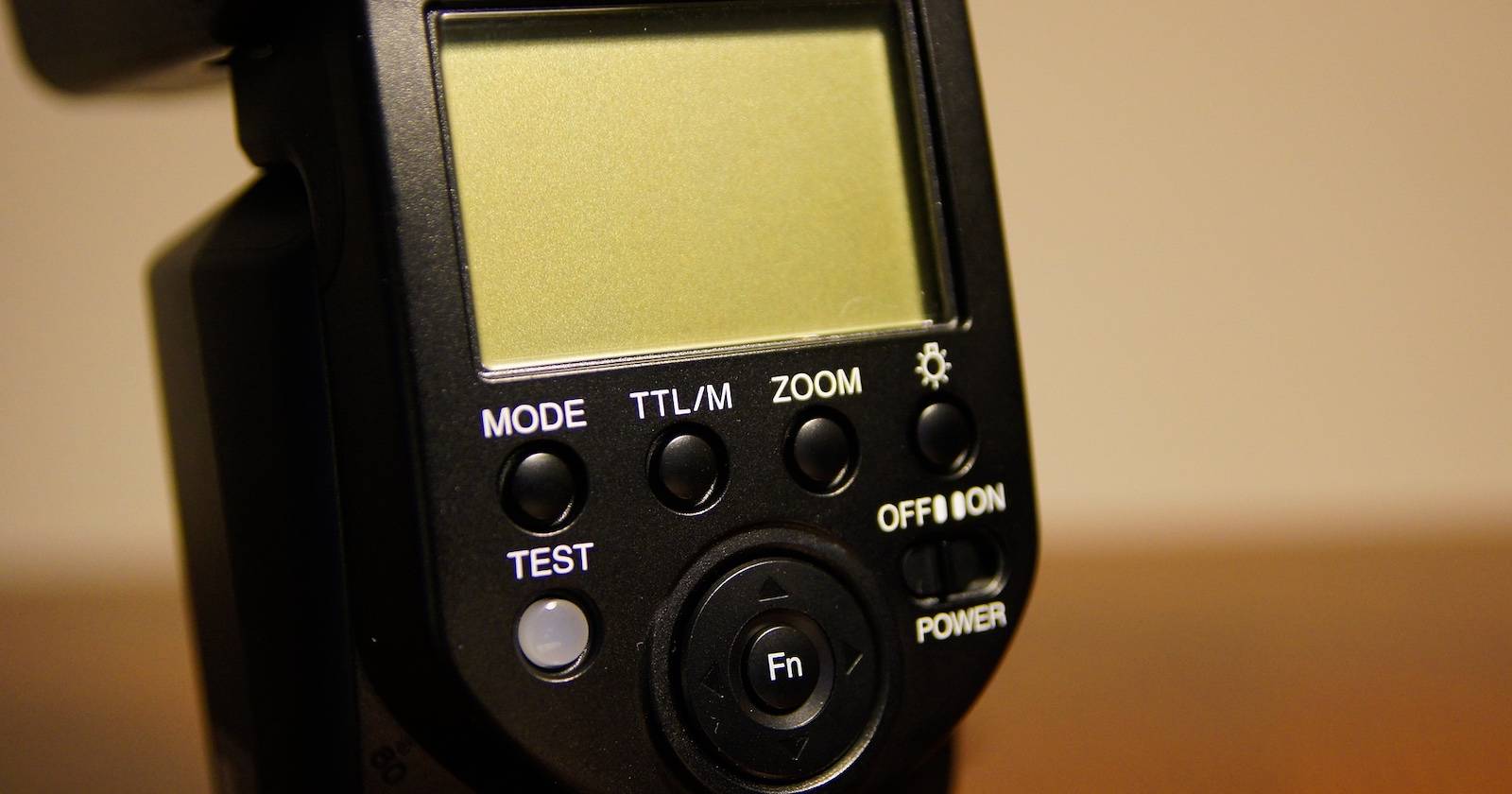 TTL vs. Manual Flash: Which One Should You Use for Your Photos?