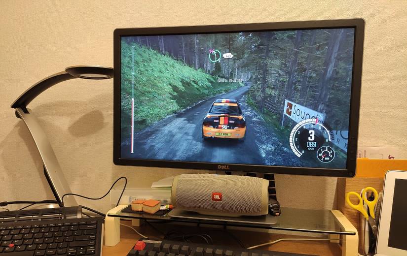 6 Sim Racing Games That Put You Behind the Wheel