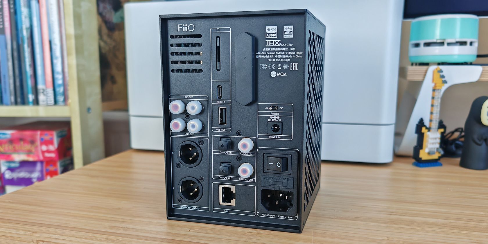 FiiO R7 Desktop Streaming Player: The Device That Does It All