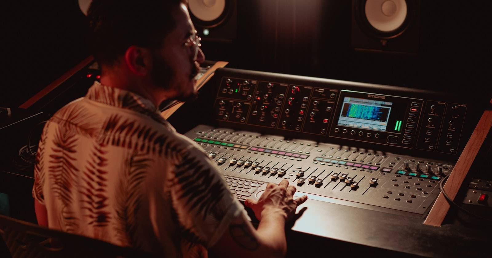 7 Different Types of Reverb and How to Use Them