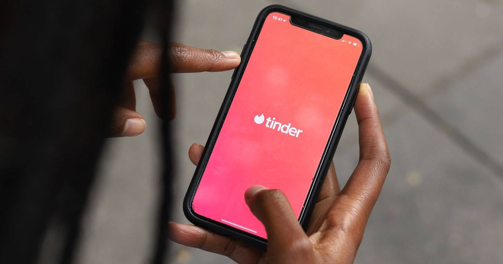 How to Add or Remove Your Relationship Goals on Tinder