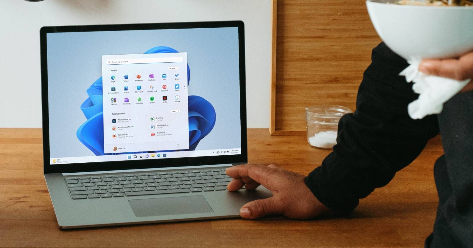 Drag and Drop Not Working in Windows 11? Try These Fixes