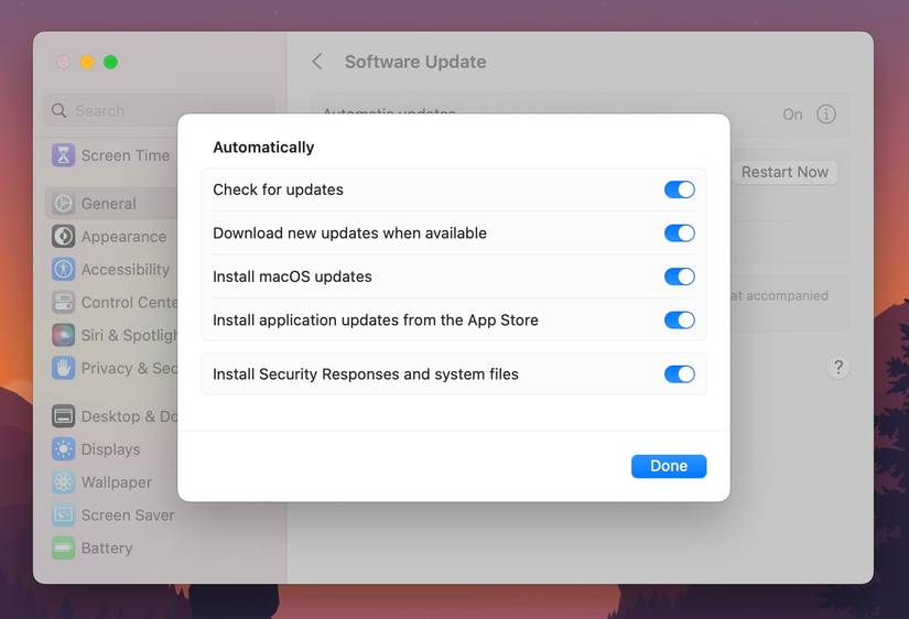 8 Privacy Tips When Using Your MacBook in a Public Place