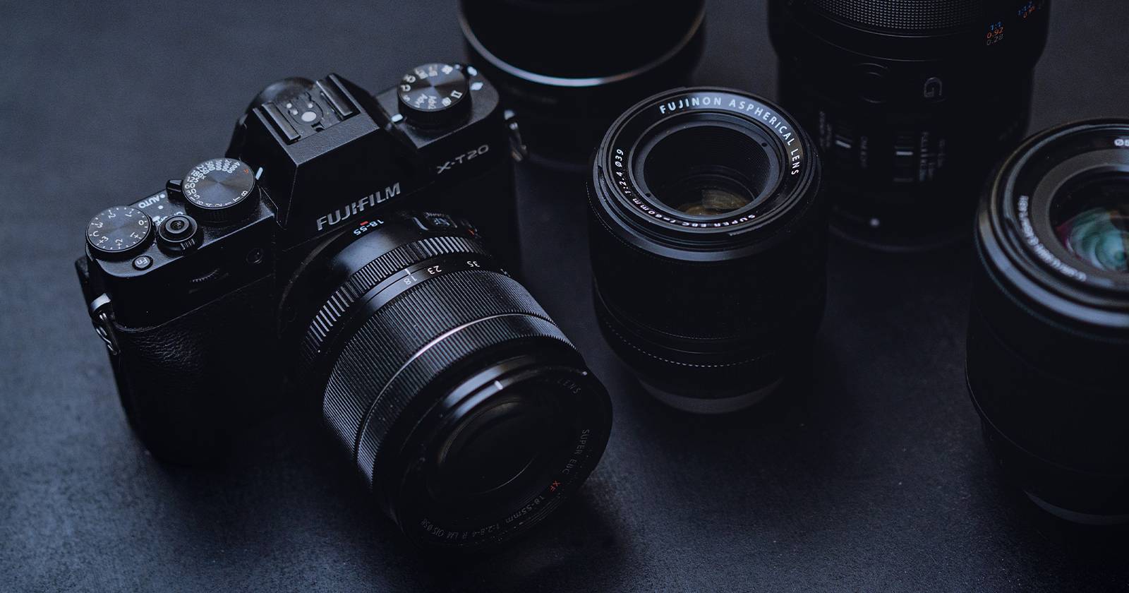 Why You Should Vlog With a Wide-Angle Camera Lens