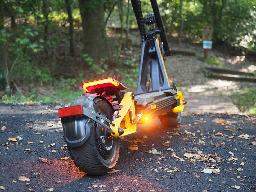 Inmotion RS Review: The 68mph Transforming eScooter Beast
