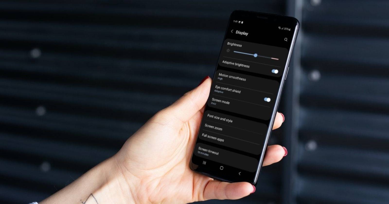 How and Why to Use Eye Comfort on Your Samsung Smartphone