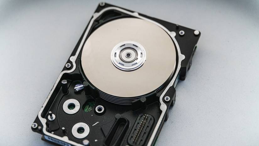 4 Reasons Why the Xbox Series S Won't Get a Disc Drive (Despite a ...