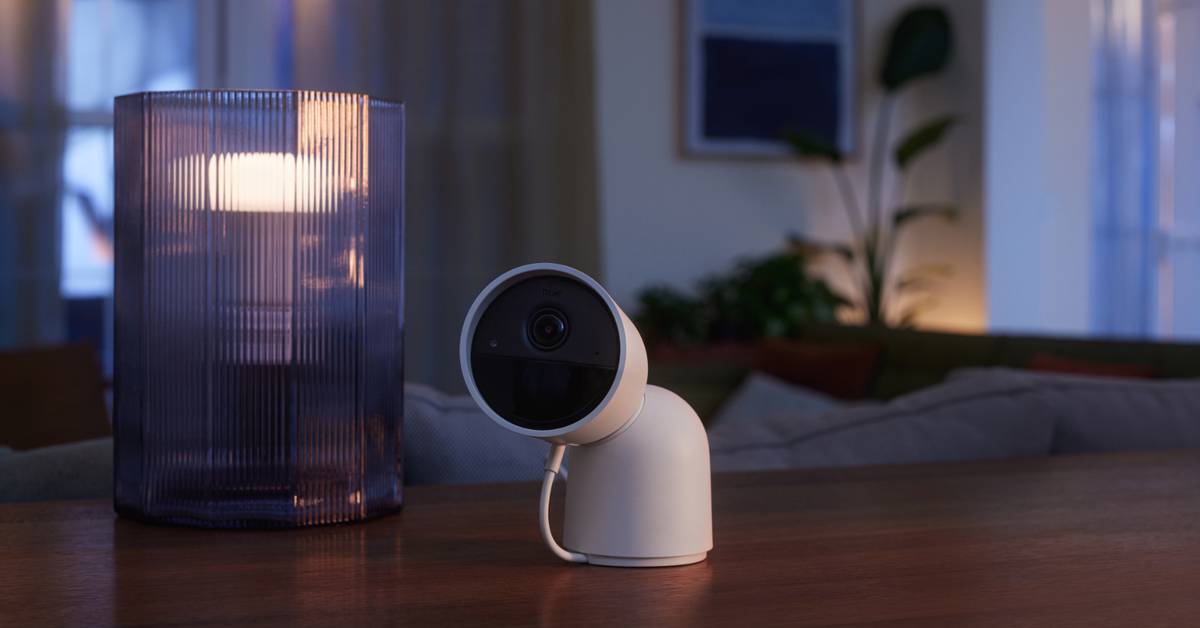 makeuseof.com - Nick Lucchesi   - The last reason to avoid a smart home video camera has vanished