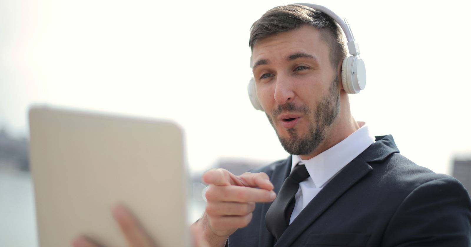 6 Tech-Driven Ways to Prove Your Worth to Your Remote Boss