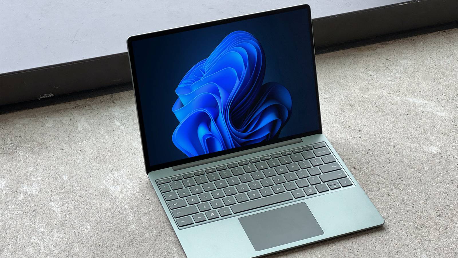 Microsoft Surface Laptop Go 3 Review: New Processor, Same Old 