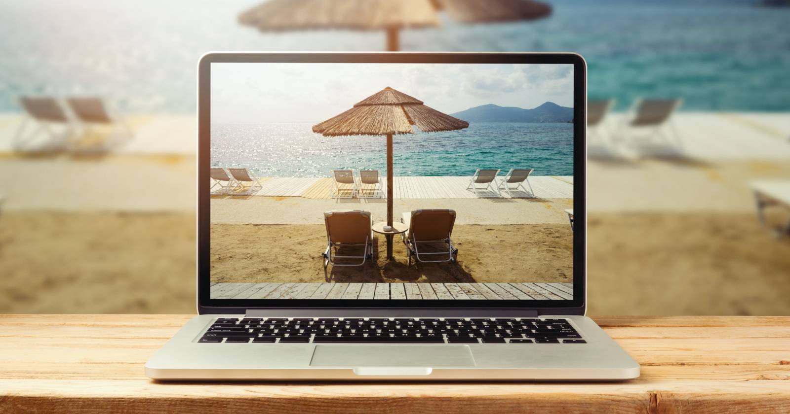 7 Ways to Change the Desktop Wallpaper in Windows 11